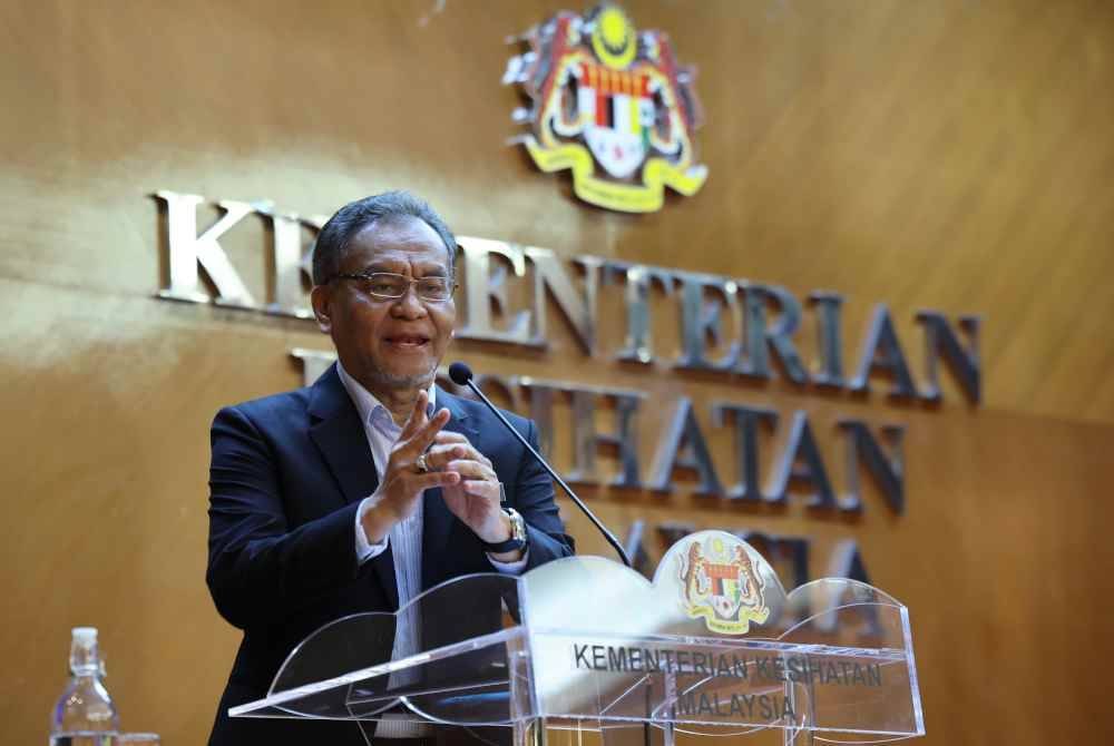 Menteri Kesihatan Datuk Seri Dr Dzulkefly Ahmad menyampaikan ucapan perasmian Sambutan Hari Warga Emas Peringkat Kementerian Kesihatan hari ini. Foto Bernama