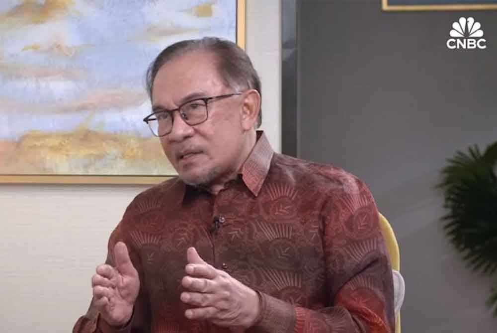 Anwar ketika wawancara bersama CNBC