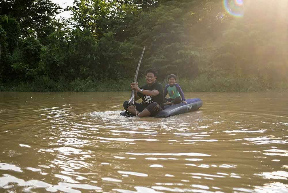 Jumlah mangsa banjir di Kedah dan Johor kembali meningkat pagi ini manakala keadaan di Selangor dan Melaka bertambah baik. - Foto hiasan