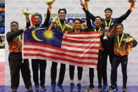 IMBAS KEMBALI... Regu takraw negara meraikan kemenangan selepas muncul juara acara regu Piala Dunia Sepak Takraw 2024 di Stadium Titiwangsa pada 22 Mei lalu. Foto Bernama