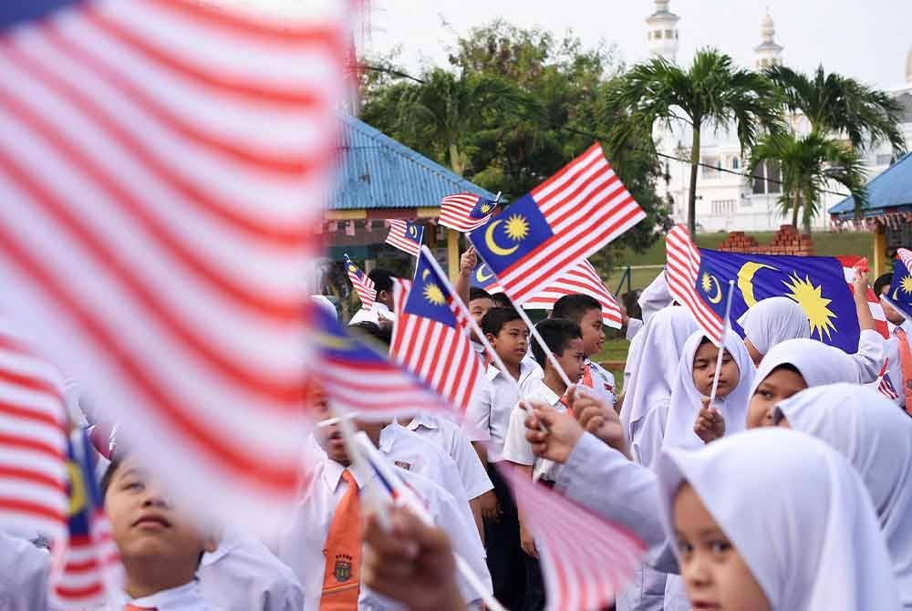 Pelbagai kempen yang diadakan bertujuan membolehkan setiap warga Malaysia mempamerkan cita jati diri Malaysia agar ia dianggap satu proses berterusan untuk memantapkan dan memperkukuhkan diri kita - Gambar hiasan 123RF