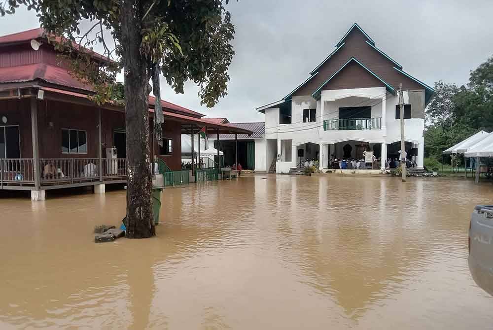 Pahang menjadi negeri terbaharu dilanda banjir. Foto Facebook Hasan Omar