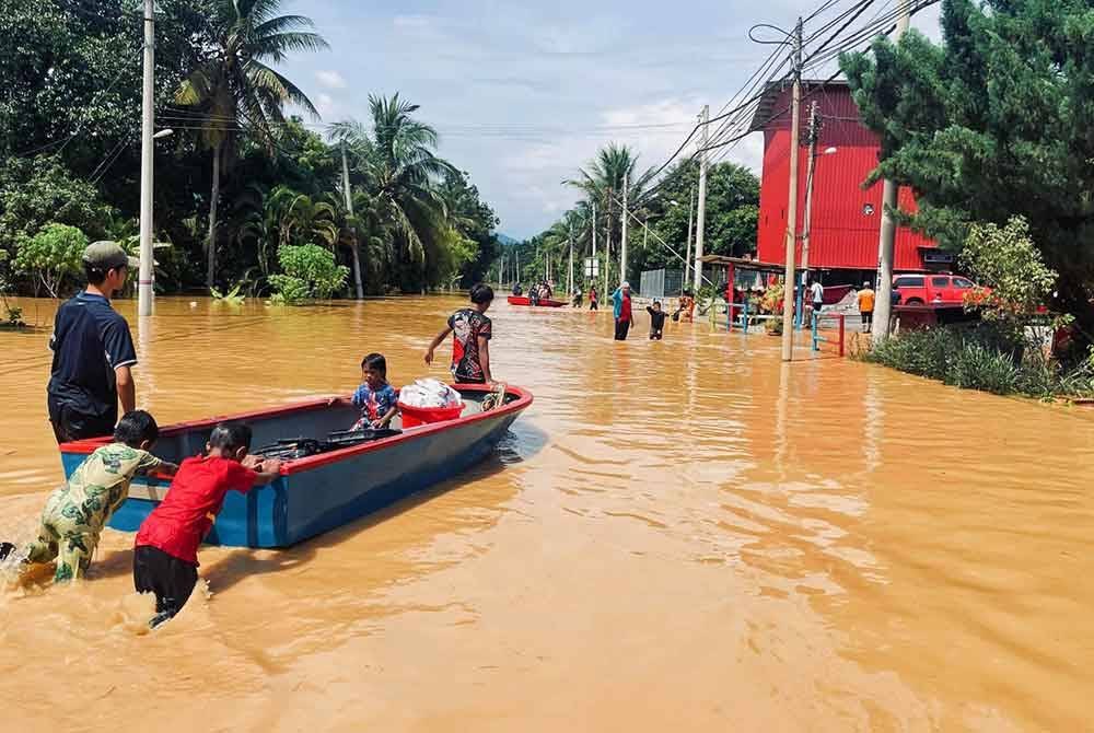 Situasi banjir yang menjejaskan puluhan keluarga di beberapa kawasan di Sungai Siput pada Ahad disifatkan terburuk yang melanda sejak 2014.