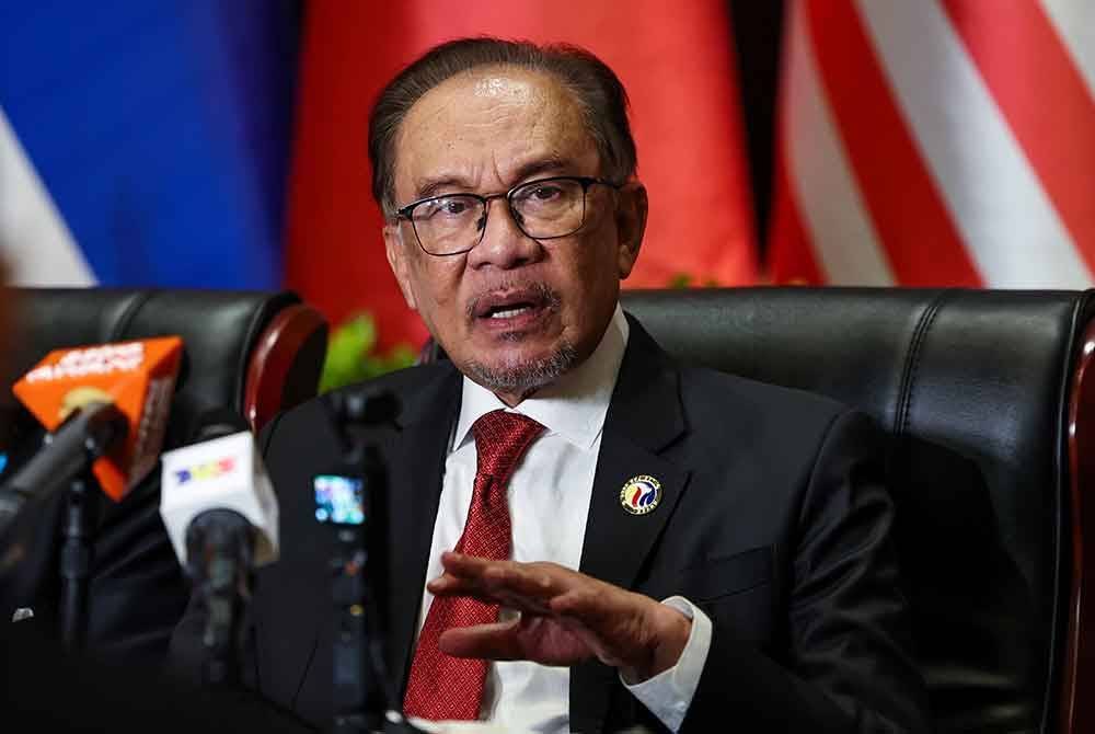 Datuk Seri Anwar Ibrahim - Foto Bernama