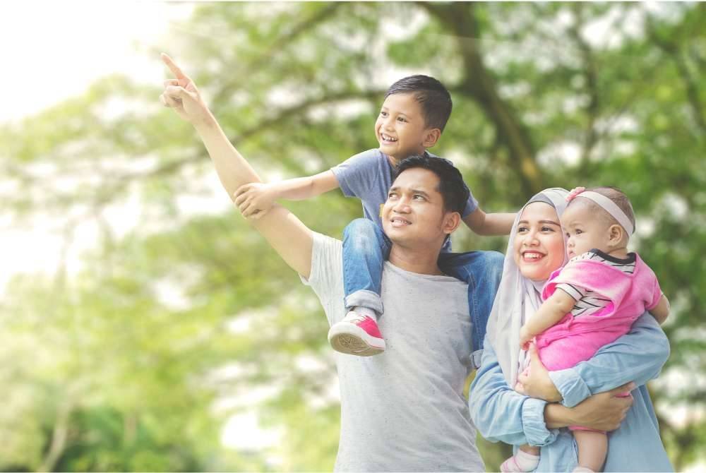 REZEKI suami ataupun lelaki bukan terletak pada reda isteri atau wanita secara langsung, tetapi ia berkait rapat dengan aspek menjaga silaturahim dengan ahli keluarga atau ketaatan kepada ibu dalam perkara dibenarkan oleh syarak sebagai antara asbab keberkatan dan punca turunnya rezeki daripada ALLAH SWT. -Foto: Canva