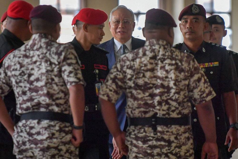 Najib hadir di Kompleks Mahkamah Kuala Lumpur pada Jumaat. Foto Bernama