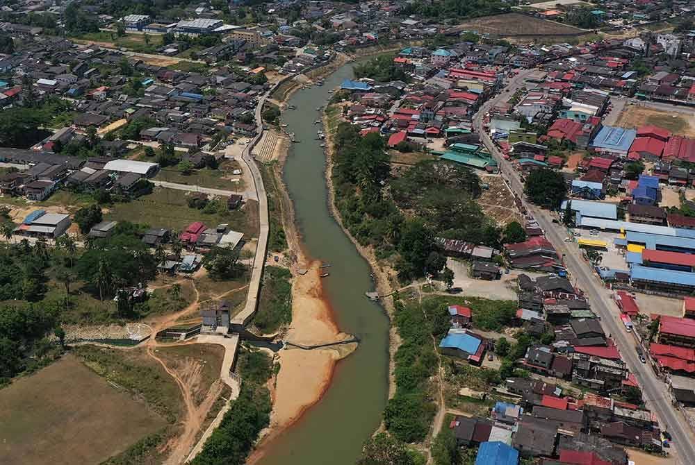 Pembinaan Jambatan Rantau Panjang ke Golok dan Pengkalan Kubor ke Tumpat akan melibatkan kos melebihi RM50 juta.