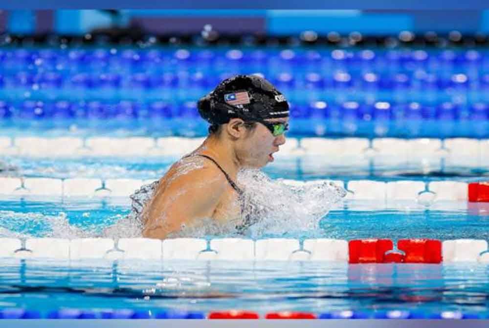 Rouxin membawa pulang pingat gangsa selepas menempatkan mencatatkan 4:33.27s di belakang Nikoleta Trnikova dan Mary-Sophie Harvey. Foto Stadium Astro