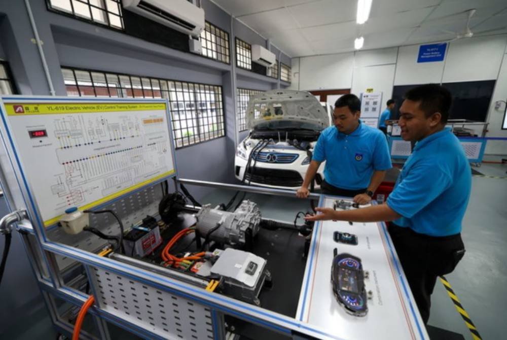 Peruntukan untuk TVET dinaikkan kepada RM7.5 bilion dalam Belanjawan 2025. Foto Bernama