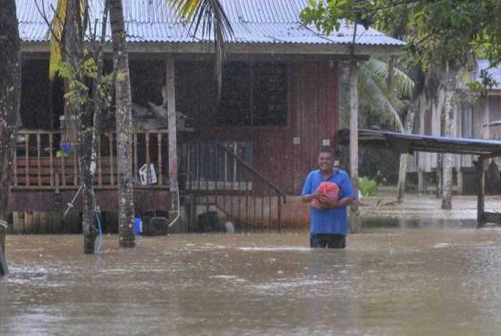 Daerah Kuala Terengganu merekodkan sebanyak 97 lokasi sekali gus menjadi daerah tertinggi berisiko banjir. Gambar hiasan