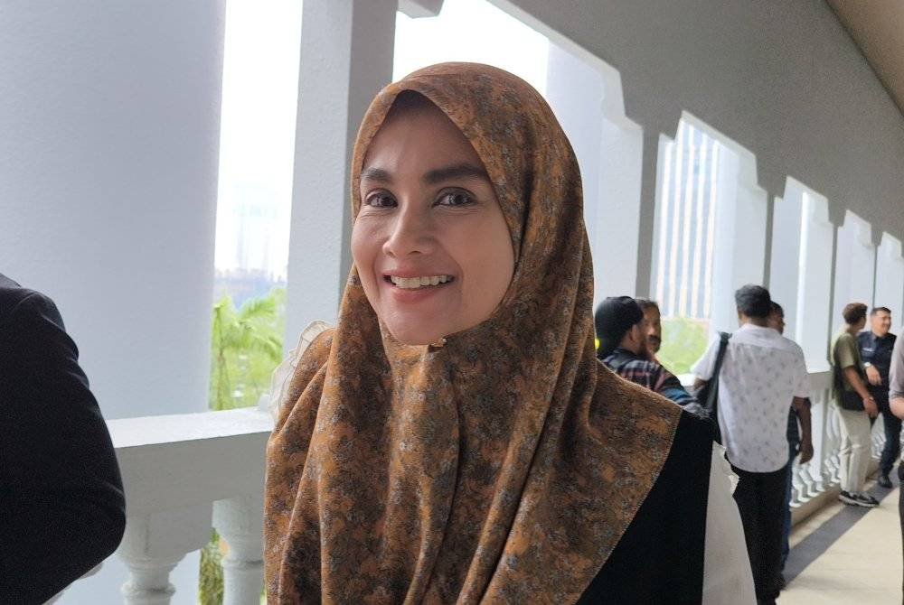 Mahkamah Tinggi menetapkan sebutan kes menghina mahkamah membabitkan usahawan selebriti, Norjuma Habib Mohamed, pada 28 Januari tahun depan.