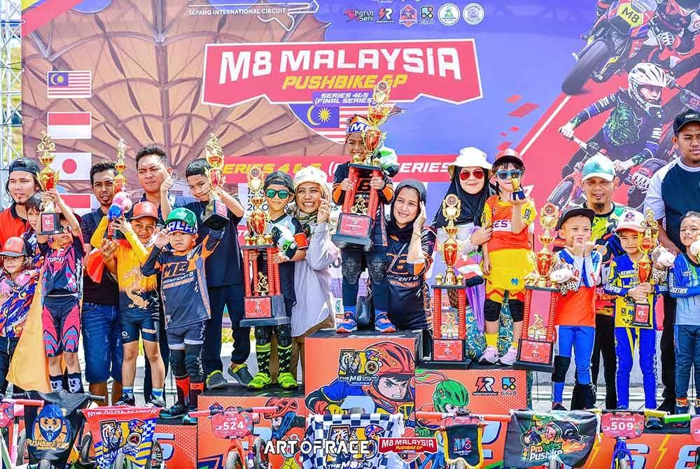 Jagoan cilik yang membuktikan kehebatan masing-masing di pentas M8 Malaysia Pushbike GP Series 2024.