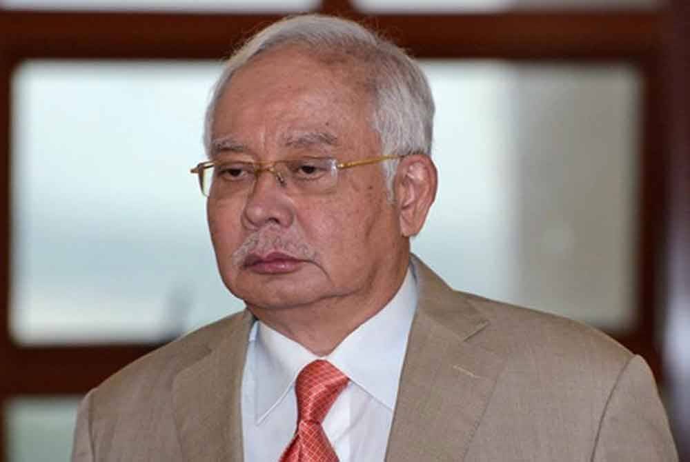 Pada Khamis, Najib meminta maaf secara terbuka berhubung kejadian salah laku dalam syarikat 1MDB.