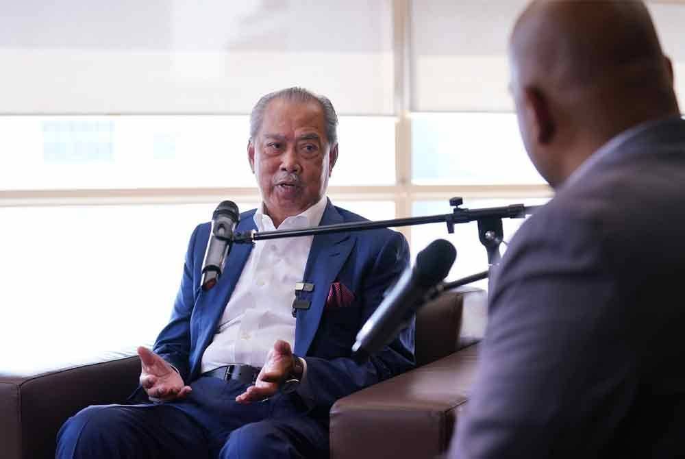 Muhyiddin ketika program Interviu di pejabatnya baru-baru ini.