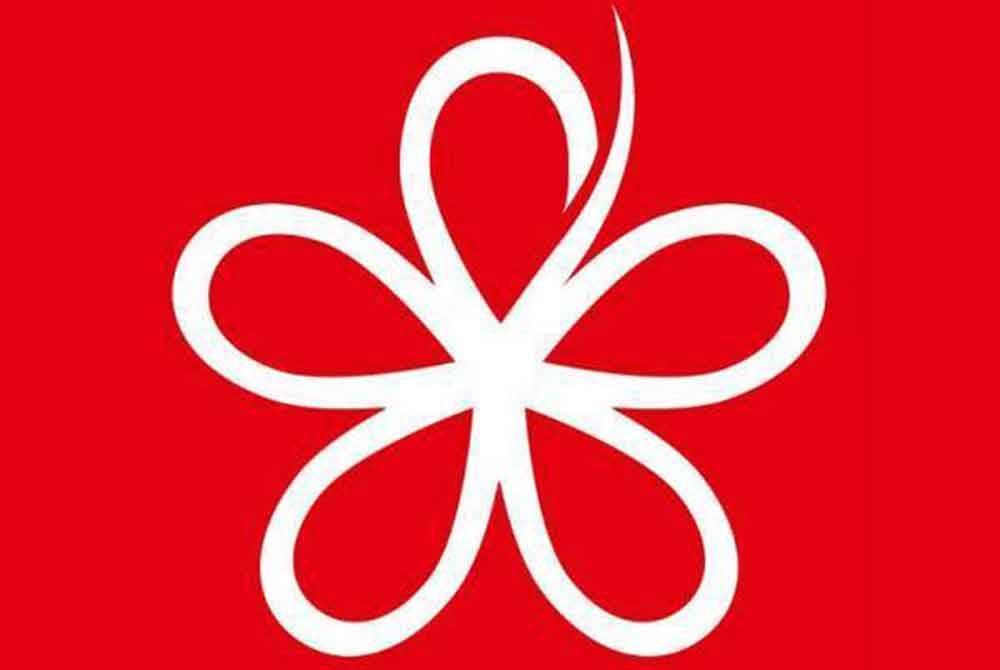 Pemilihan Bersatu kini terarah bagi tiga jawatan naib presiden yang bakal ditentukan menerusi Persidangan Bahagian-bahagian parti itu hari ini selepas &#039;panas&#039; dengan pemilihan peringkat sayap yang mencetuskan pertikaian.