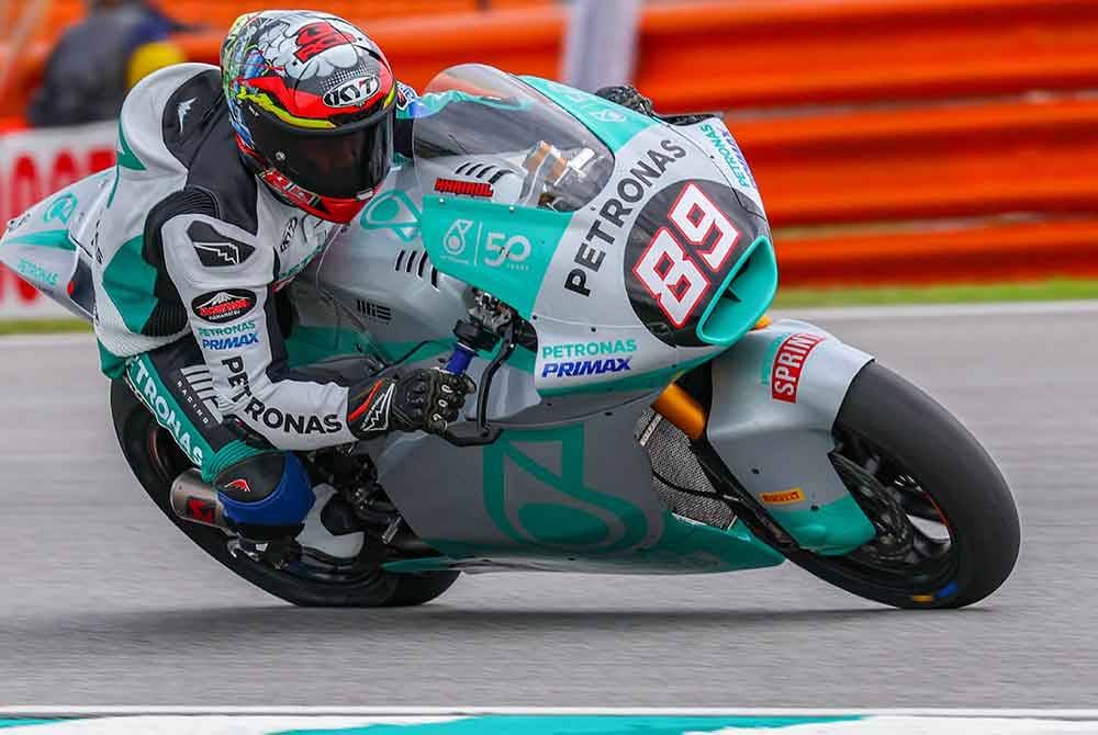 Aksi pelumba Petronas Mie Racing Khairul Idham Pawi ketika sesi latihan kedua Moto2 pada perlumbaan Grand Prix (GP) Motosikal Malaysia 2024 di Litar Antarabangsa Sepang pada Sabtu. Foto Bernama