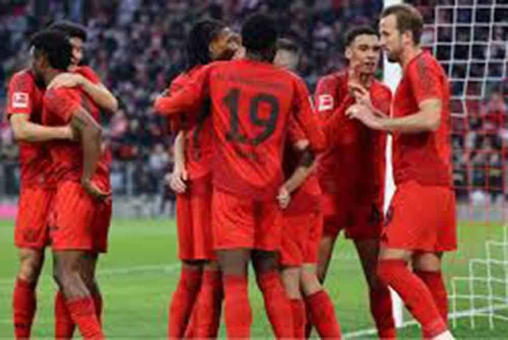 Kane (kanan) meledak dua gol ketika membantu Bayern membenam Union Berlin 3-0 dalam aksi Bundesliga di Munich lewat malam Sabtu. Foto Agensi