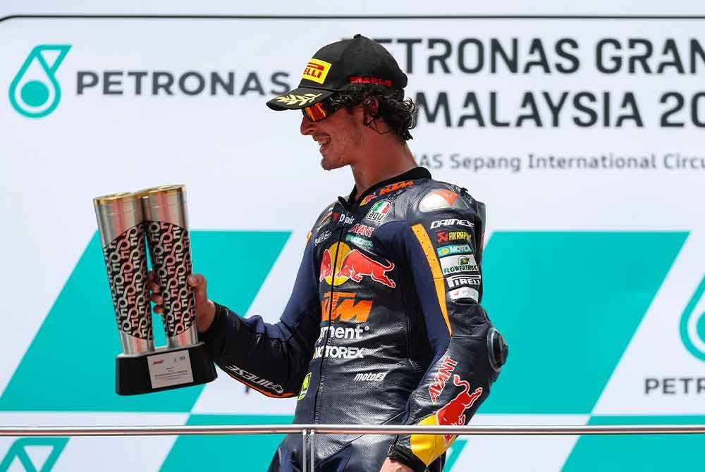 Ajo Celestino Vietti menjuarai perlumbaan Moto2 GP Malaysia 2024 di SIC pada Ahad. Foto Bernama