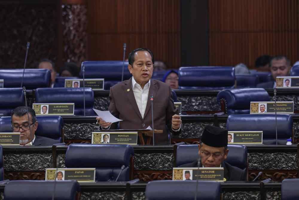 Ahmad pada Persidangan Dewan Rakyat sempena Mesyuarat Ketiga Penggal Ketiga Parlimen ke-15 di Bangunan Parlimen pada Isnin. Foto Bernama