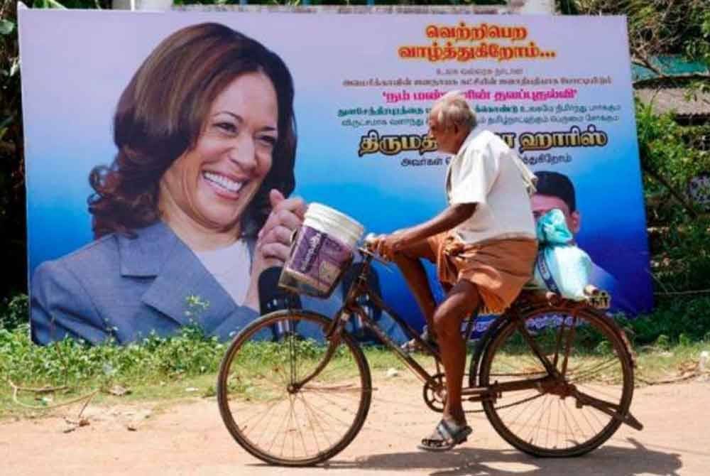 Penduduk di kampung halaman nenek moyang calon Presiden Demokrat Amerika Syarikat (AS), Kamala Harris di selatan India sedang bersiap untuk menganjurkan bacaan doa khas pada hari Pilihan Raya Presiden pada Selasa di sebuah kuil Hindu yang jaraknya lebih 13,000 kilometer (km) dari Washington.