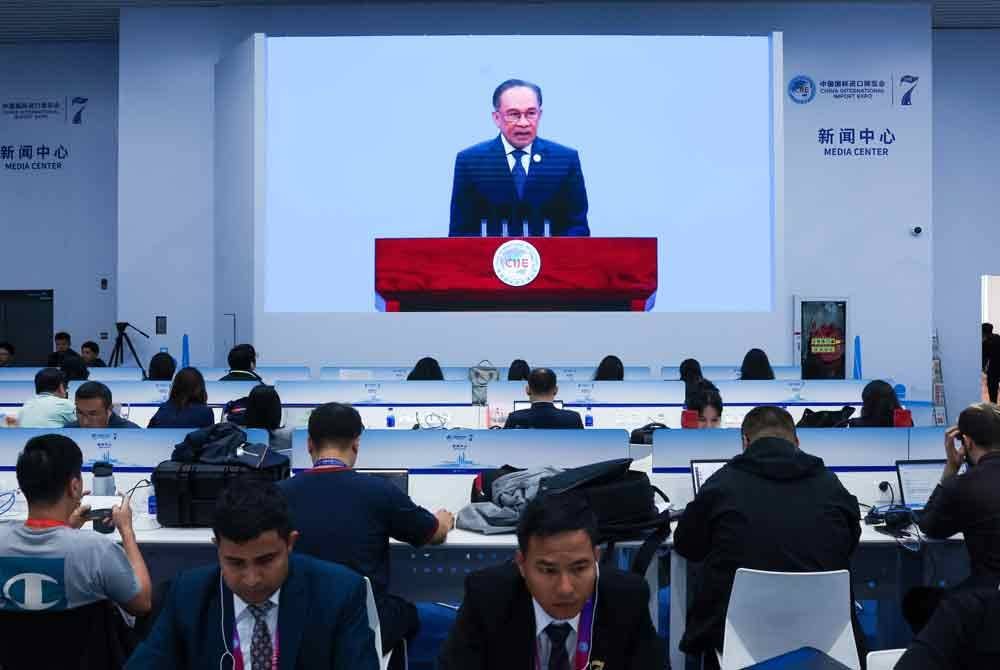 Anwar kini sedang dalam lawatan kerja ke China dari 4 hingga 7 November 2024, atas jemputan Li Qiang, untuk menghadiri CIIE ke-7 di Shanghai. Foto Bernama