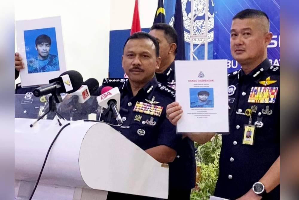 Polis Kelantan mengesan seorang lagi dipercayai ketua kumpulan, Muhammad Amir Izudin Mohd Izam, 26, yang masih lagi bebas.