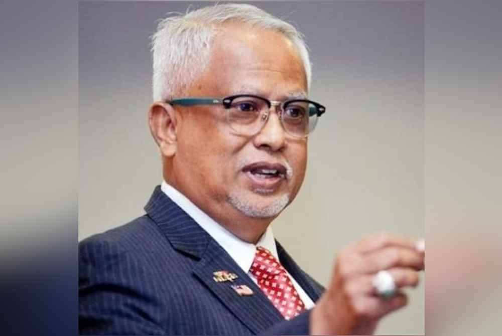 Datuk Mahfuz Omar.