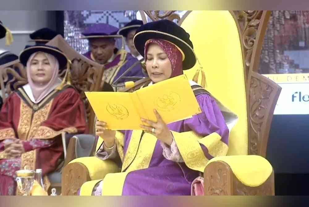 Sultanah Terengganu, Sultanah Nur Zahirah bertitah pada Majlis Idul Ilmi (Istiadat Konvokesyen) Ke-16 UniSZA pada Ahad.