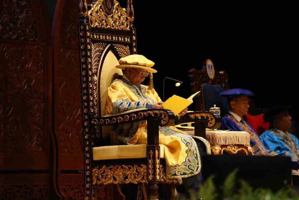 Sultan Sallehuddin berkenan mengisytiharkan pembukaan Istiadat Konvokesyen UUM ke-37 pada Ahad.