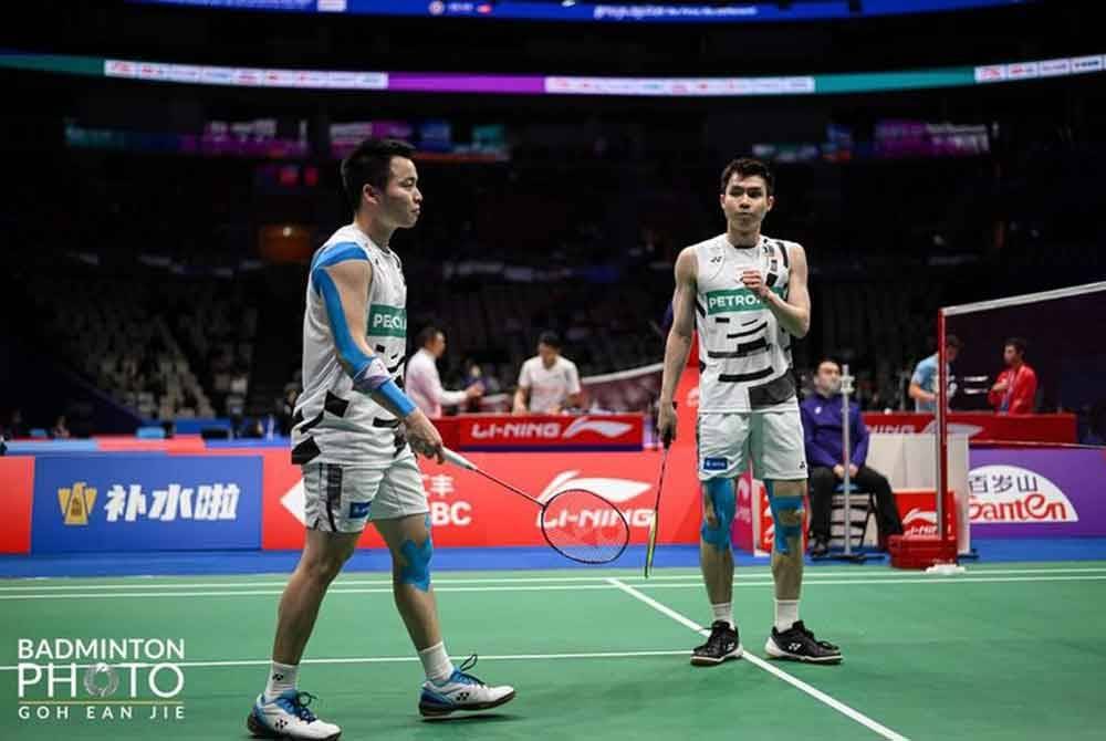 Aaron-Wooi Yik bermula langkah kanan di Masters China 2024 apabila mara ke pusingan kedua kejohanan yang berlangsung di Shenzhen, pada Selasa. Foto BAM