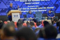 Ahmad Zahid ketika berucap pada Konvensyen BN Wilayah Persekutuan 2024 di Pusat Dagangan Dunia Kuala Lumpur (WTCKL) hari ini. Foto Bernama