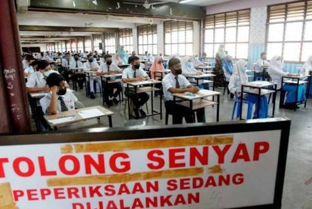 402,956 calon duduki SPM mulai 2 Disember ini. Gambar hiasan.