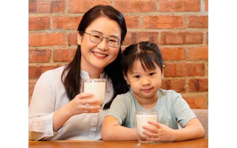 Ibu bapa memainkan peranan yang penting dalam memastikan susu yang diberikan kepada anak-anak mereka mangandungi komponen seperti probiotik dan prebiotik yang boleh membantu kesihatan gigi.