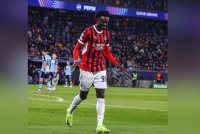 Abraham antara pencetak gol Milan di Tehelne Pole.