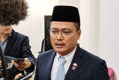 Mohd Hairi pada sidang akhbar pada persidangan Dewan Undangan Negeri (DUN) Johor di Bangunan Sultan Ismail, Kota Iskandar di sini, pada Selasa.