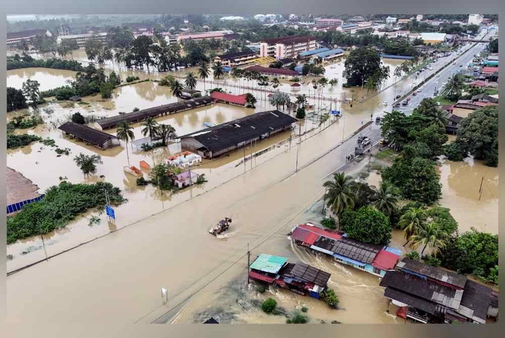 JAKIM akan mengadakan solat hajat bagi mendoakan keselamatan dan kesejahteraan susulan bencana banjir di beberapa negeri. Gambar hiasan Bernama