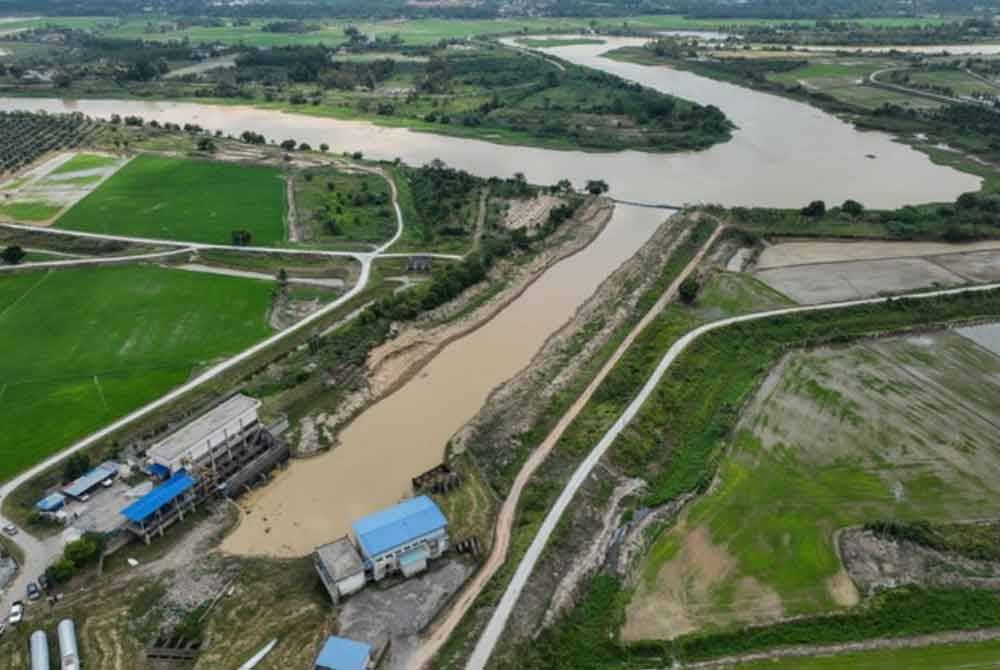 PBAPP bersiap sedia mengaktifkan Pelan Respon Kecemasan (ERP) susulan peningkatan paras kekeruhan air Sungai Muda yang menjejaskan beberapa LRA di Kedah. Gambar fail