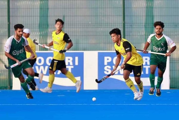 Antara aksi Young Tigers menentang Pakistan dalam perlawanan Kumpulan B Piala Remaja Asia di Stadium Hoki Oman. Foto: Asia Hockey Federation