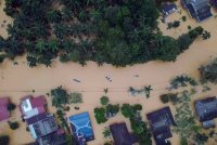 Kemampuan kewangan yang terhad menyebabkan kerajaan terpaksa melaksanakan pelan induk tebatan banjir secara berperingkat dan mengikut keutamaan. Gambar hiasan. 