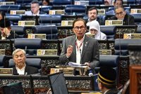 Anwar ketika sesi Pertanyaan Perdana Menteri (PMQT) di Dewan Rakyat pada Selasa.