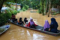 Mangsa banjir di Pantai Timur semakin bertambah dengan gelombang kedua yang melanda. Foto Bernama