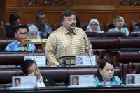 Amir Hamzah pada Mesyuarat Ketiga Penggal Ketiga, Majlis Parlimen ke-15 Dewan Negara di Bangunan Parlimen pada Khamis. Foto Bernama