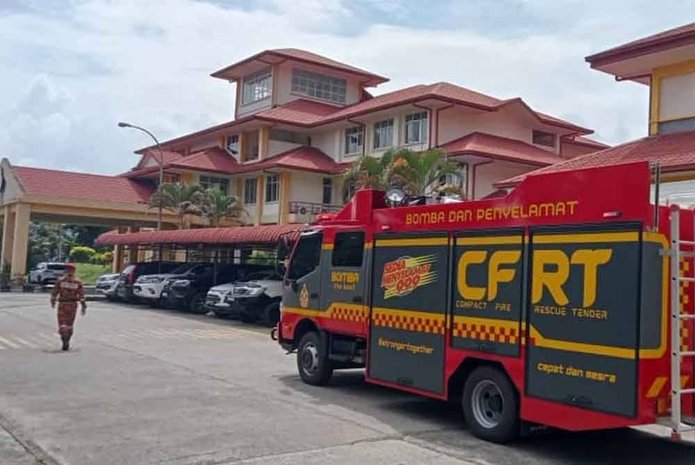 Pemantauan dilakukan oleh pasukan bomba melibatkan bangunan sekolah di sekitar Ranau.