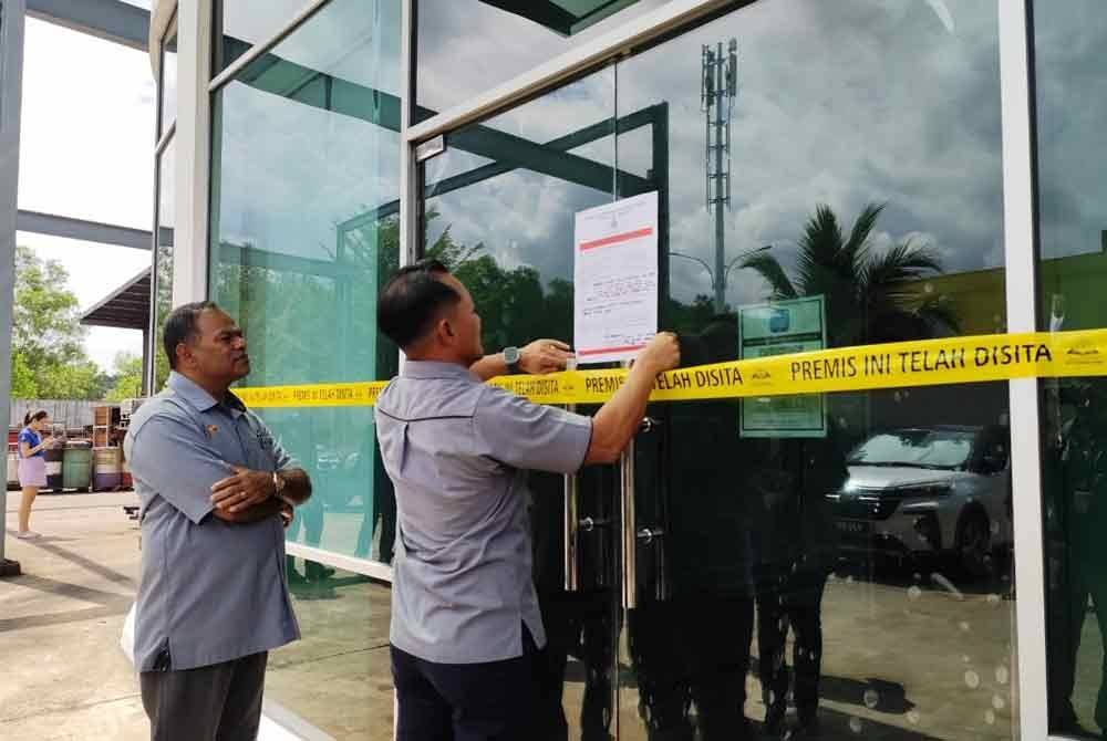 Kilang tersebut ditutup selepas dikesan beroperasi tanpa lesen.