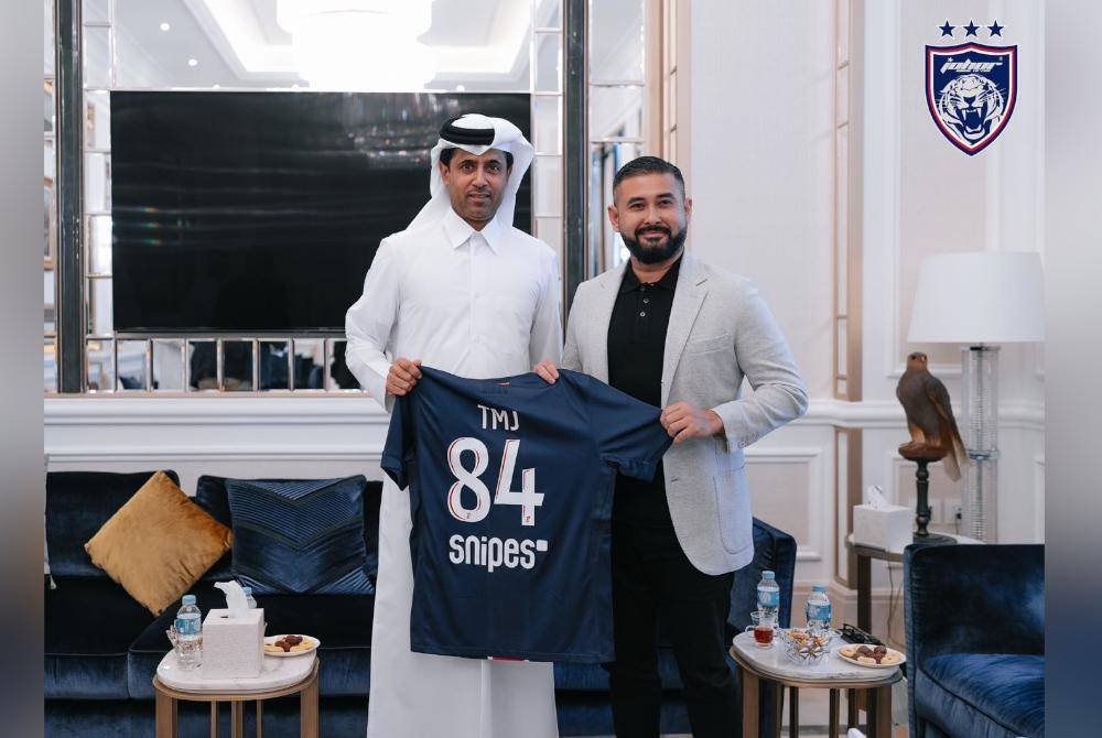 Tunku Mahkota Ismail bersama Nasser Al-Khelaifi. Foto Johor Southern Tigers