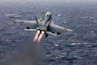 Dua juruterbang Tentera Laut AS terselamat selepas melenting keluar dari jet pejuang F/A-18 yang ditembak jatuh di Laut Merah, dipercayai akibat insiden ‘tembakan sendiri’. Gambar hiasan