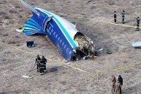 Nahas pesawat Azerbaijan Airlines berhampiran Aktau, Kazakhstan telah mengorbankan 38 nyawa. Foto Reuters