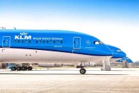 Penerbangan KLM KL1204 dari Oslo ke Amsterdam terpaksa melakukan pendaratan cemas di Norway pada malam Sabtu, dengan semua penumpang dan kru dilaporkan selamat - Foto: Agensi