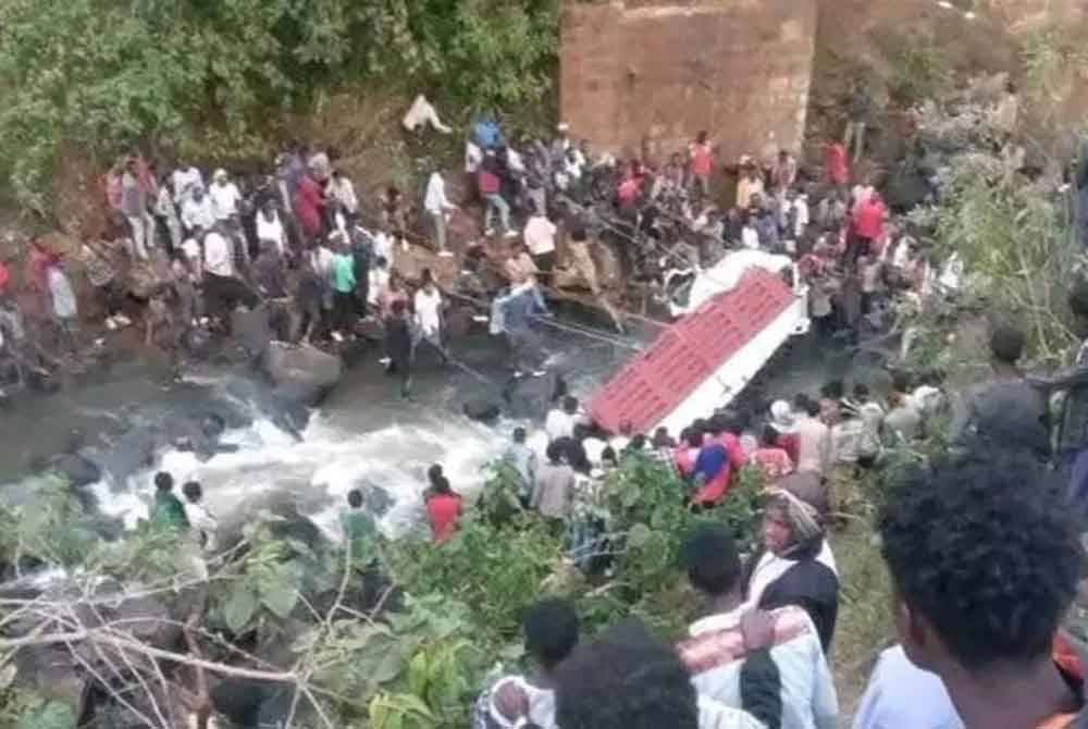 Lebih 60 orang maut pada Ahad dalam satu kemalangan jalan raya di wilayah Sidama, selatan Ethiopia. Foto Agensi