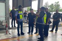 JPJ menjalankan pemeriksaan mengejut di Puspakom Wangsa Maju pada Isnin.